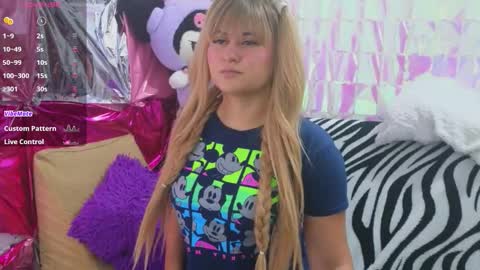 BabyRose online show from November 19, 12:10 am