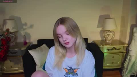 Sweety Kate online show from November 19, 12:05 pm