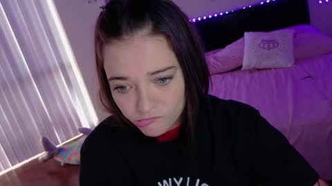 Rose Taylor online show from December 2, 10:54 pm