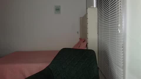 rosiehw online show from November 25, 6:20 pm