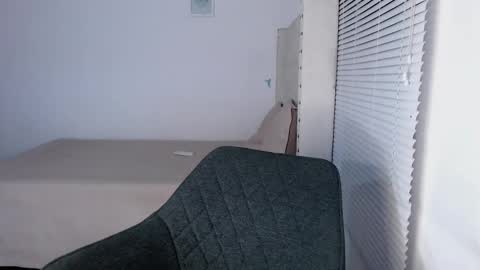 rosiehw online show from November 14, 4:34 am