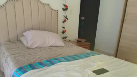 Ross BakerHot online show from December 1, 2:31 pm