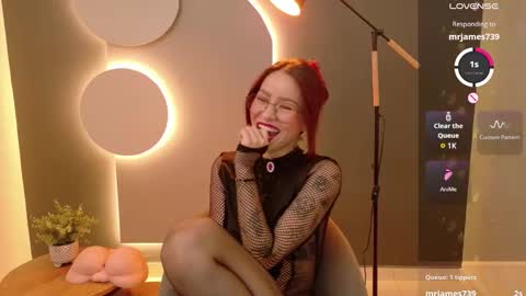 Miss Rosse online show from October 17, 2:42 pm