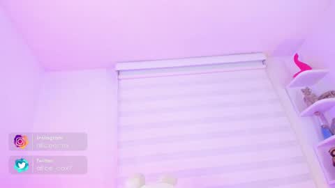   online show from February 12, 11:18 am