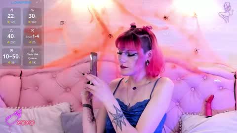 rossiie_hunt_ online show from October 4, 7:07 pm