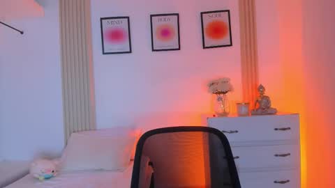 rossy_x online show from November 11, 7:55 pm