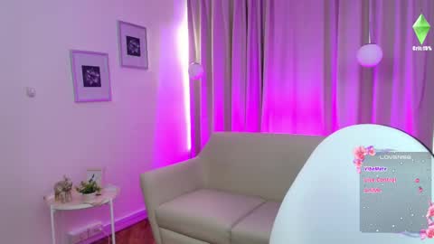 Rousee online show from November 18, 12:28 pm