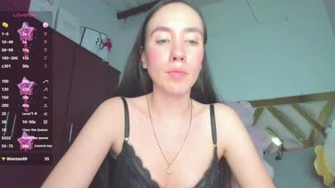 rousee_yarelds online show from October 3, 6:29 am