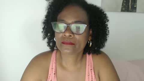 luxa online show from April 19, 7:16 pm