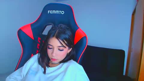 rousse_violet online show from September 18, 10:08 pm