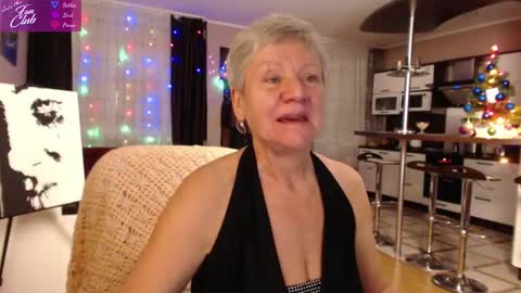 Roxana online show from January 7, 2:19 pm