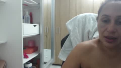 Roxana online show from February 24, 1:11 am