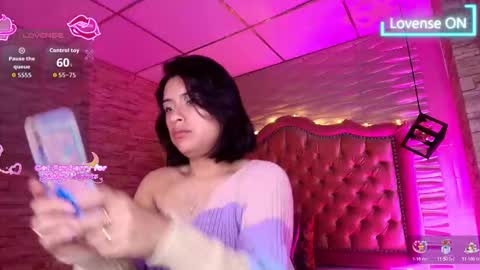 roxanne_han online show from November 22, 11:46 am