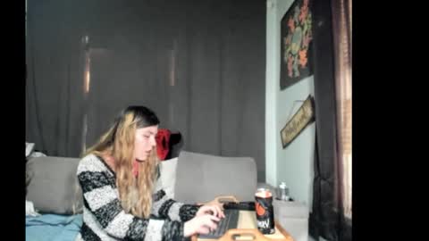 roxihazeleyes online show from March 21, 8:36 pm