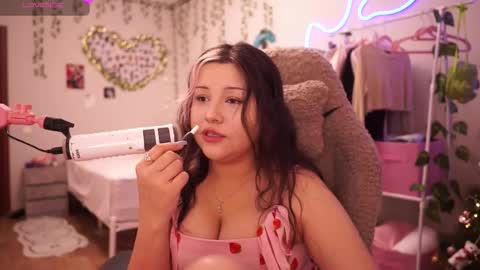 roxysuh online show from February 6, 7:34 am