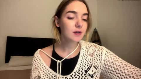 Roxy online show from April 29, 1:58 pm