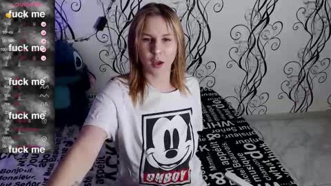 angela online show from November 14, 1:55 pm