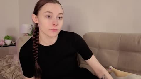 Alice online show from February 26, 9:25 pm