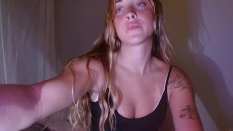 rozzygrace online show from June 5, 1:31 am