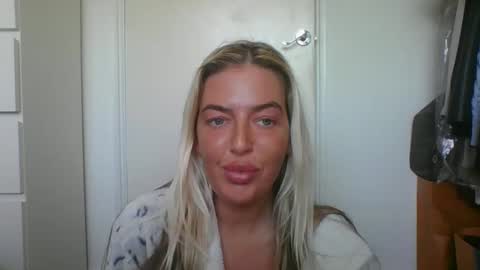 rubyredxxxoxxx online show from January 3, 10:09 am