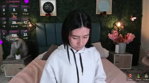 Ruby online show from November 25, 3:52 am