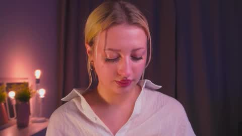 Mila online show from September 18, 3:21 pm