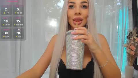 Ava online show from September 12, 4:57 am