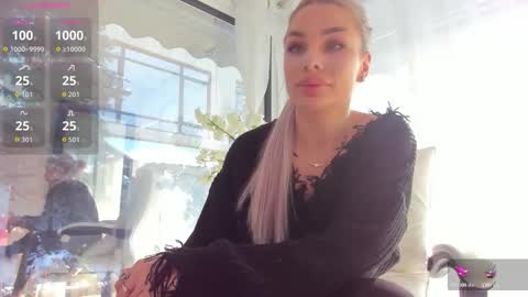 Ava online show from January 14, 9:14 am