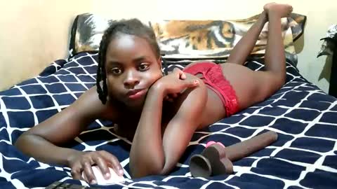 ruu_prettygal online show from June 10, 7:18 am