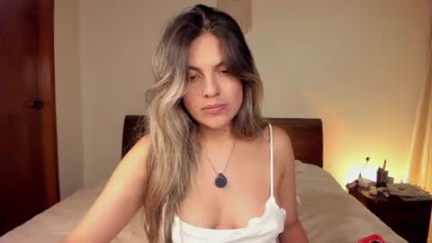 Leslie Beltrn online show from July 6, 5:24 am