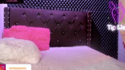 saara__queen online show from January 18, 4:15 am