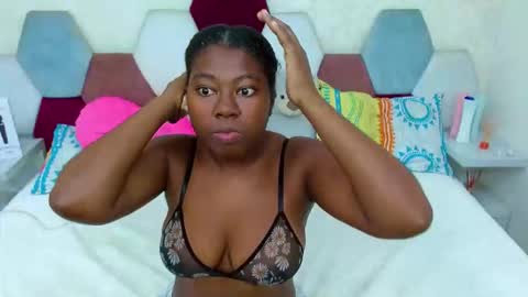 sabriana_smith1 online show from March 22, 9:04 am