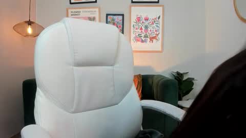 Sabrina online show from January 16, 8:10 am