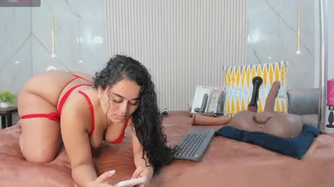 Sabrina Shark online show from April 11, 1:15 pm