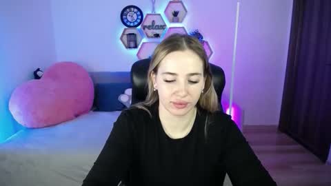 Sabrina Violet online show from February 14, 9:11 am