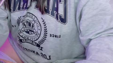 Ig  online show from April 11, 5:27 pm