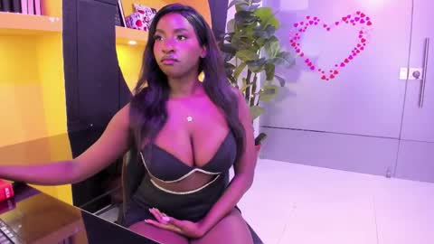 Sahara Bailey online show from April 13, 10:21 pm