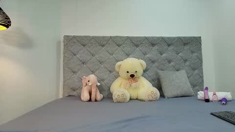 S A H M A N T A   R O S E online show from February 26, 3:49 am