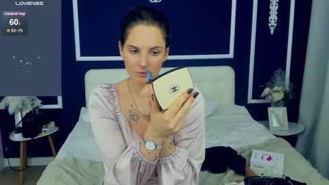 Adel online show from October 17, 12:52 pm