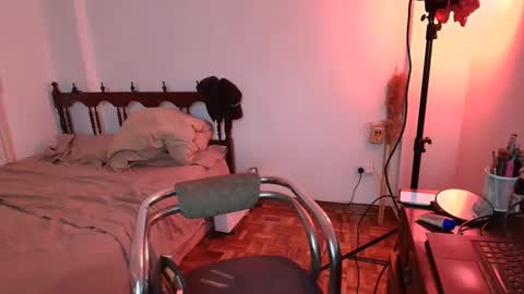 Sindy Scott online show from February 7, 11:08 pm