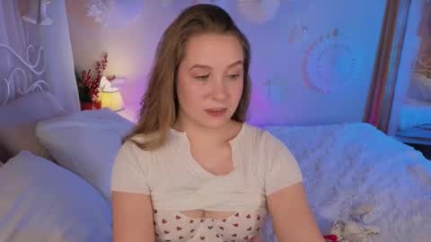 Trisha and Vincent online show from January 10, 8:24 pm