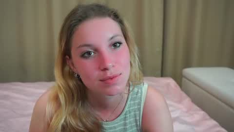 Ariel online show from July 18, 8:33 pm