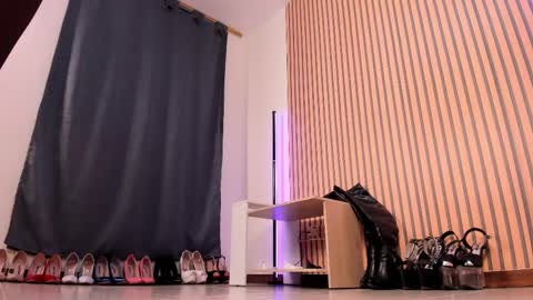 Sali G  online show from March 3, 11:03 am