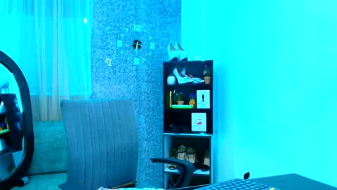 sally_ricci online show from September 17, 11:30 am