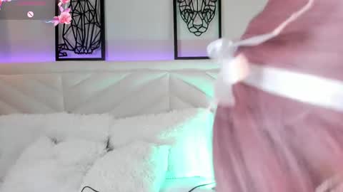  Sally White  online show from January 16, 3:23 am