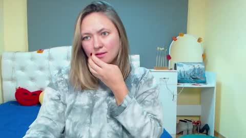 Sally online show from December 1, 7:27 pm