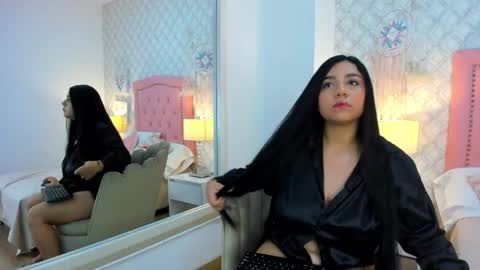 salo angel online show from May 2, 7:39 pm