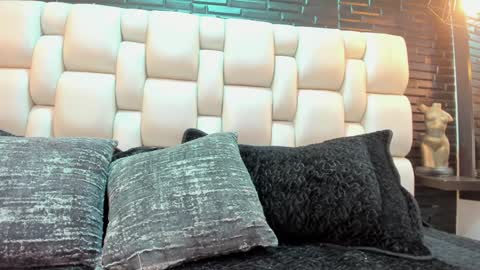 salome online show from February 4, 3:15 pm