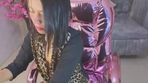 Salome  online show from December 15, 12:54 pm