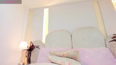   online show from October 15, 9:06 pm